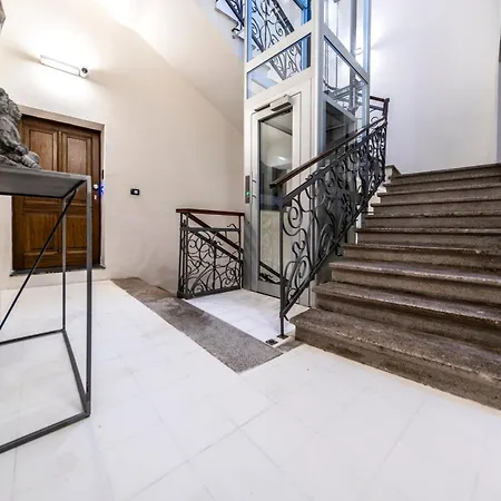 Deluxe In Palazzo Storico - Centro - Calvi *