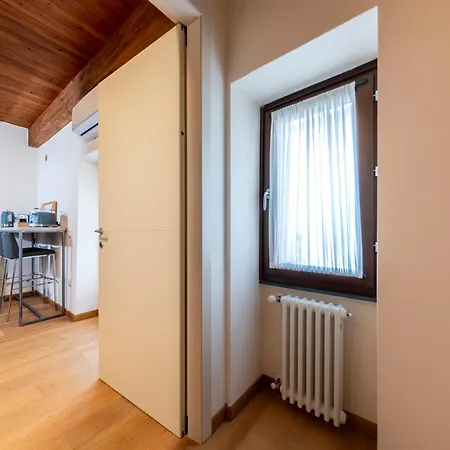Deluxe In Palazzo Storico - Centro - Calvi *