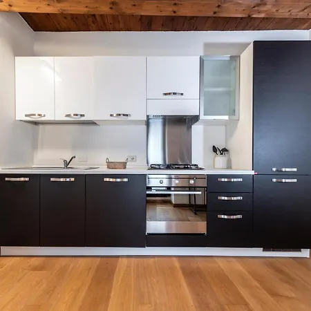 Apartment Deluxe In Palazzo Storico - Centro - Calvi *