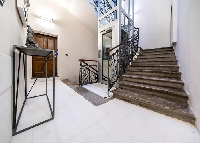 Deluxe In Palazzo Storico - Centro - Calvi *